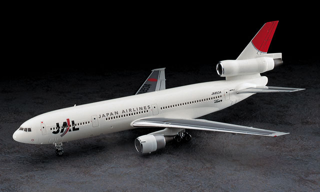 33】1:200 日本航空 DC-10-40