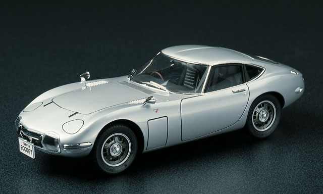 1/24 トヨタ 2000GT (前期型) 